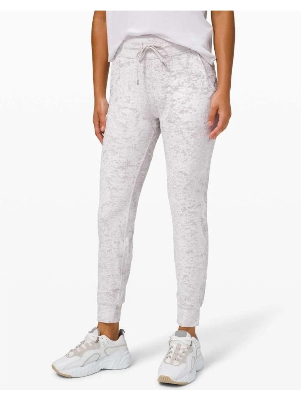 Lululemon Ready to Crush Joggers Silver Gray Size 4